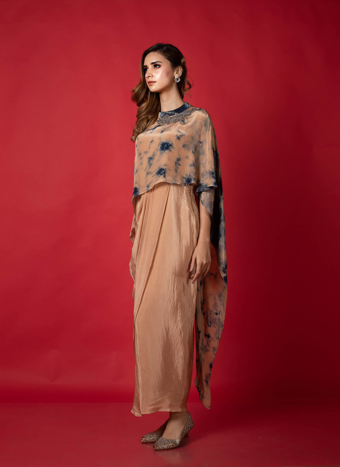 Beige bomb dye pleated drape dress
