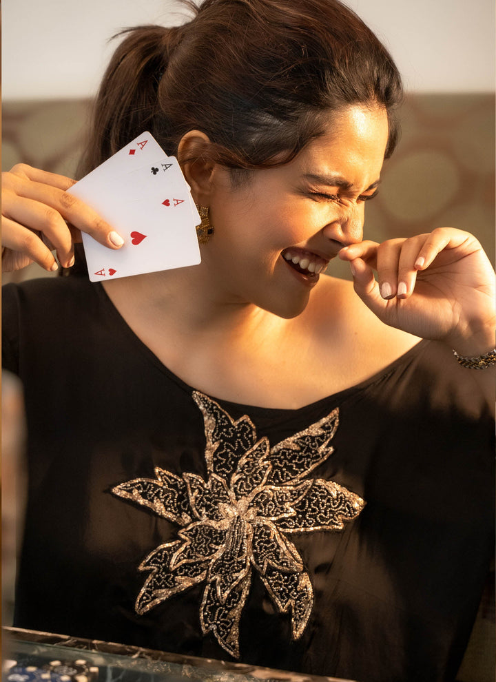 Black Pleated Dress With Golden Flower - 4