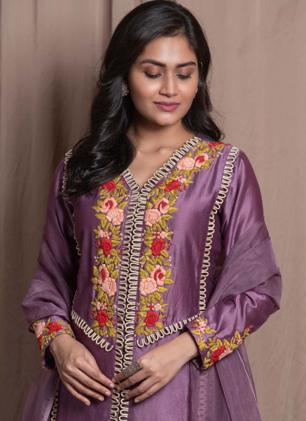 Mauve Salwar Kameez Set Close