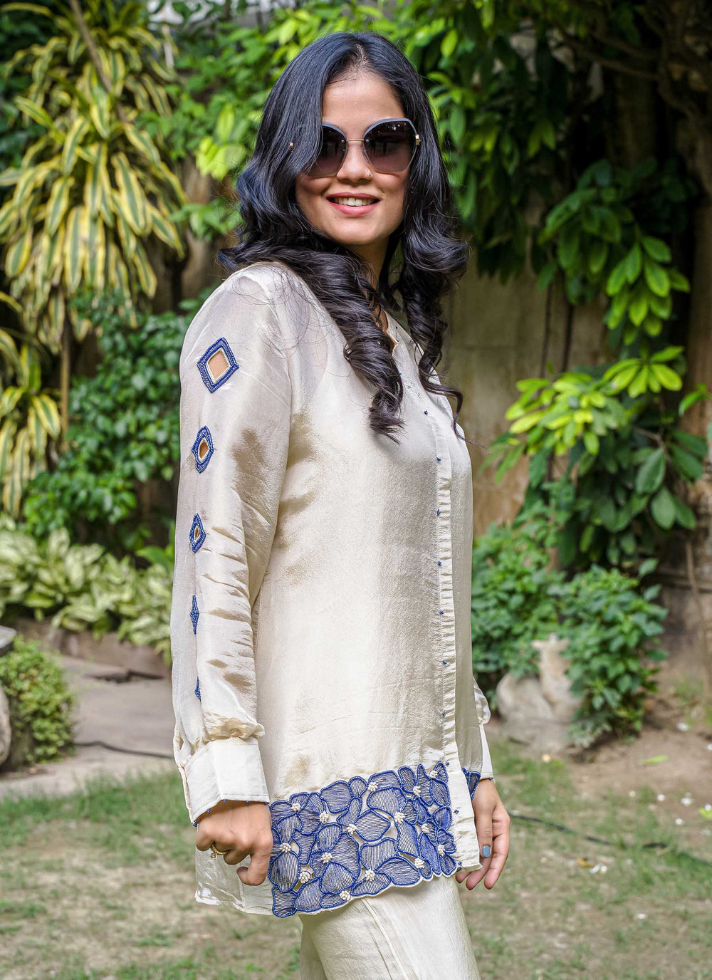Gold Tissue Blue Cutwork Shirt With Pants - 2