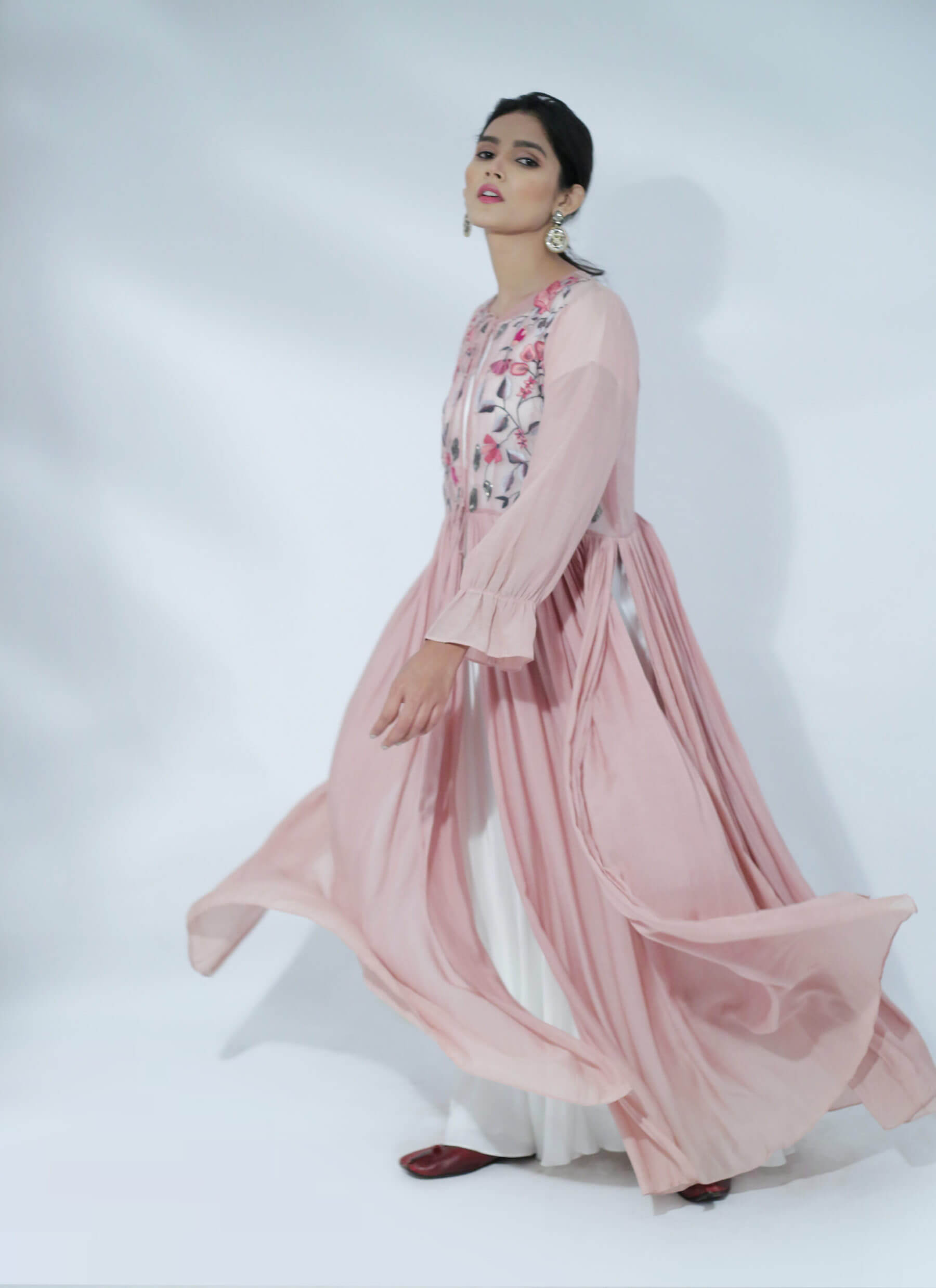 Buy Pakistani Chiffon Maxi & Raw Silk Dresses Online | Alizeh